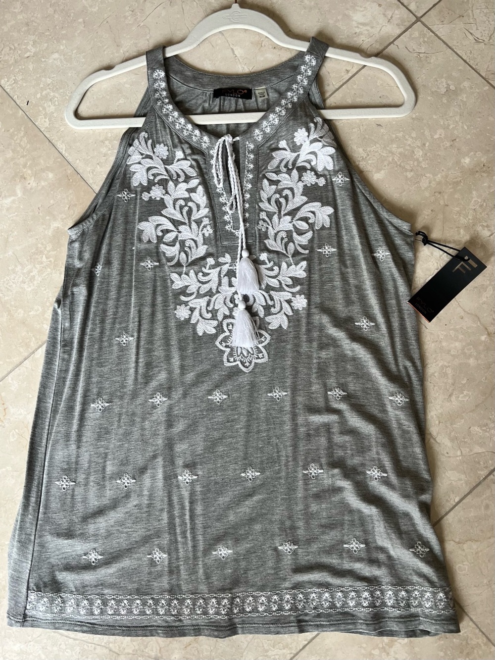 FYLO Womens Embroidered Halter Top Gray White Embroidery Tassel Tie Sz M - NWT